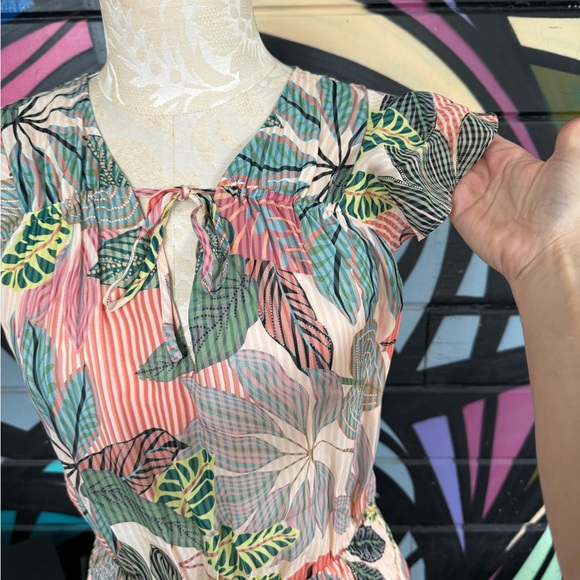 NWT Parker NY Tropical Silk dress, size Medium, $318 - Picture 6 of 12